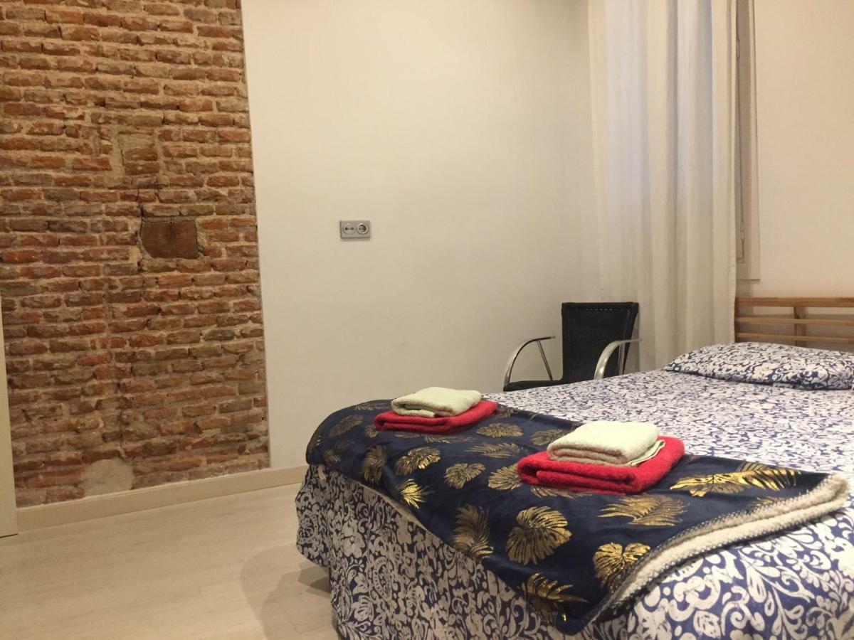 Apartamentos Carretas-Sol 2 Madrid Exterior photo
